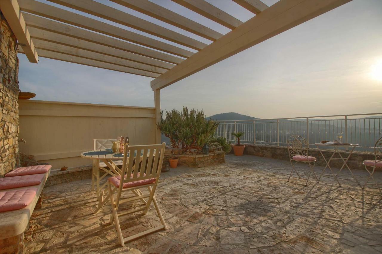 Adora Villa